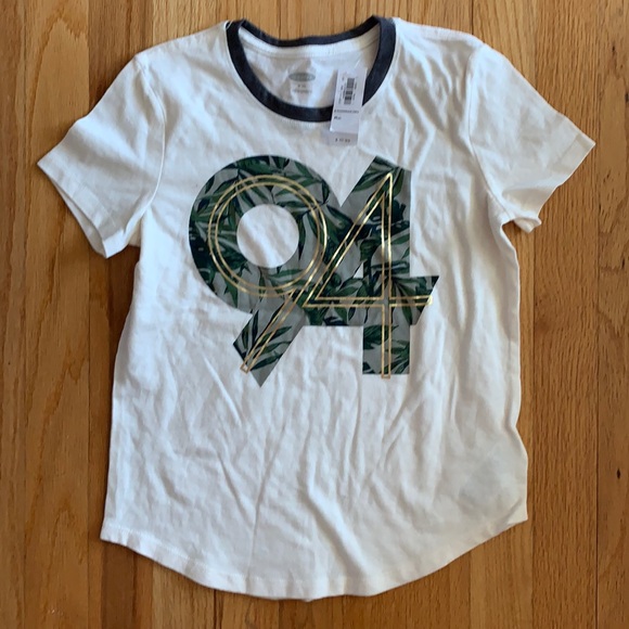 NWT Old Navy Tshirt - Picture 1 of 3